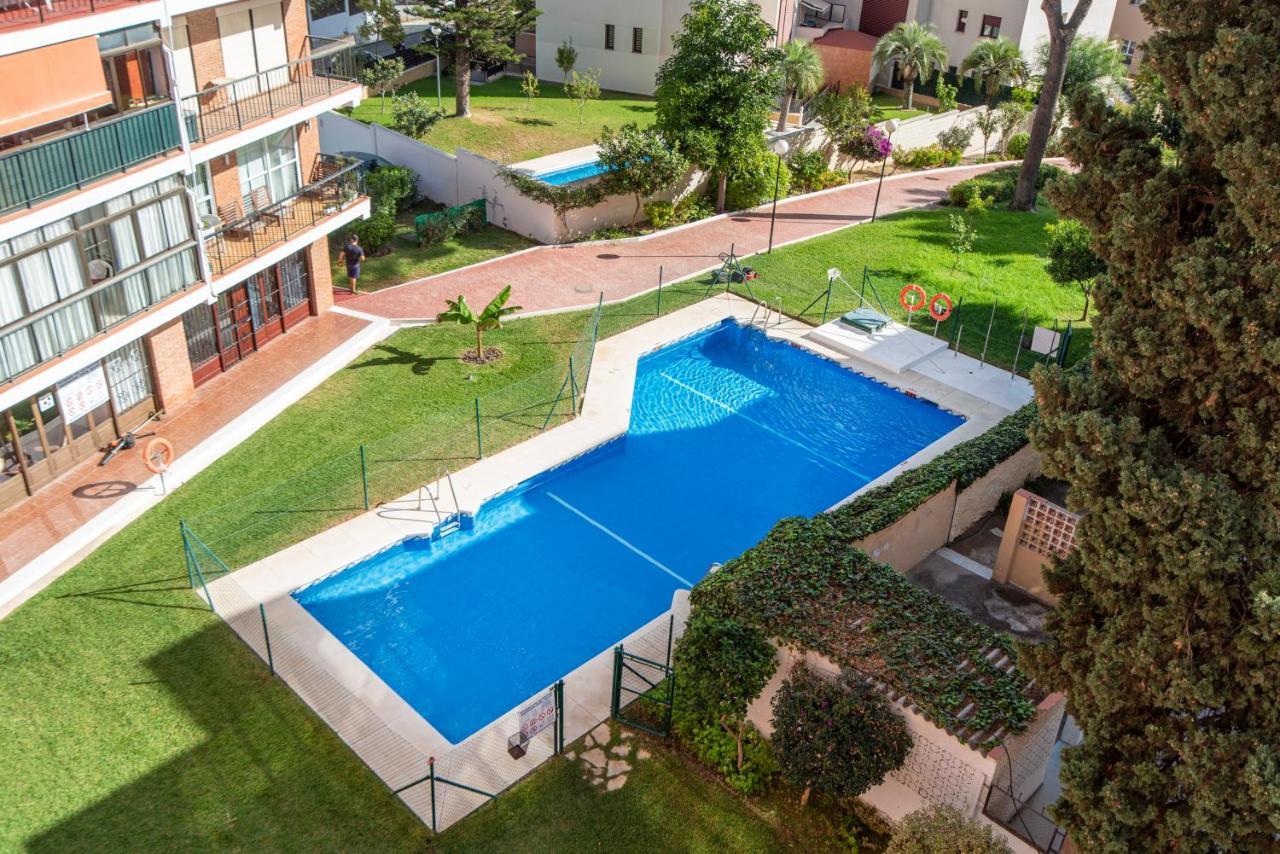 Апартаменты Apartamento Alef Торремолинос Экстерьер фото